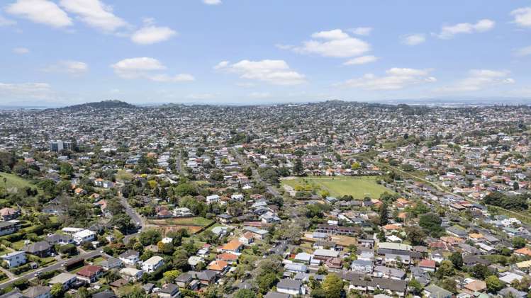 104 Owairaka Avenue Mount Albert_31