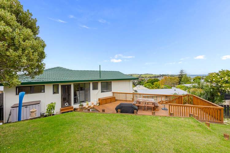 13 Everard Avenue Army Bay_15