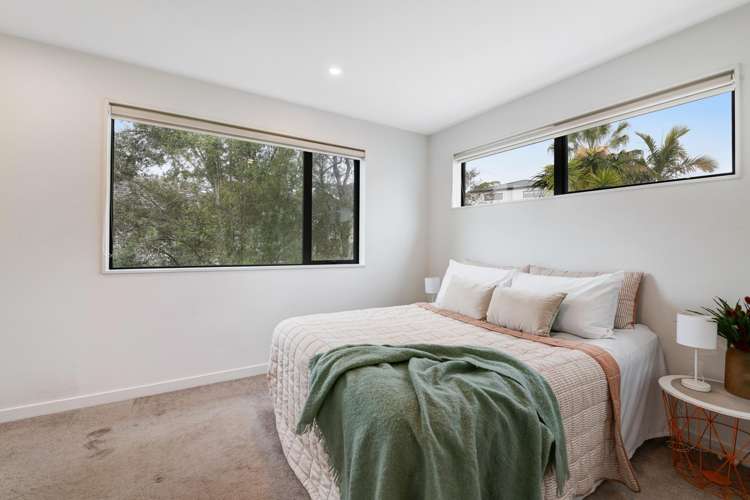 4/22 Spinella Drive Bayview_5