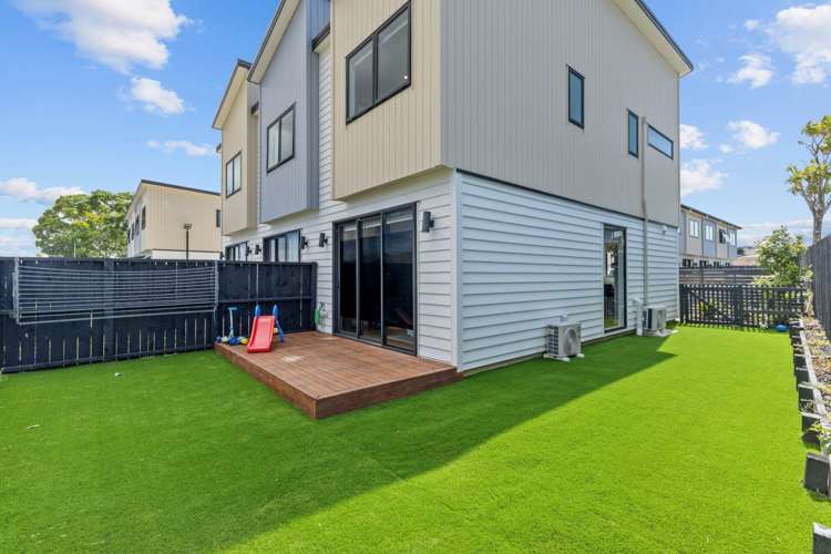 1/101 Botany Road Botany Downs_11