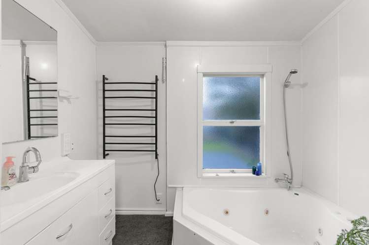 17 Mackenzie Avenue Woolston_12