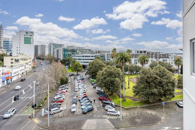 702/8 Ronayne Street Auckland Central_2