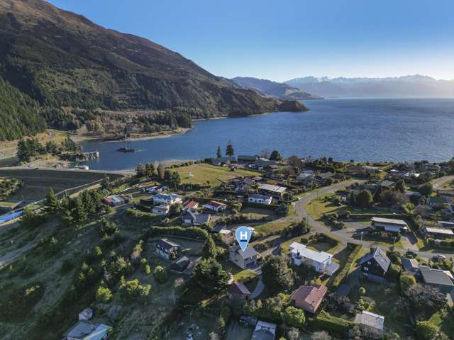 Relaxed Living in the Heart of Hawea