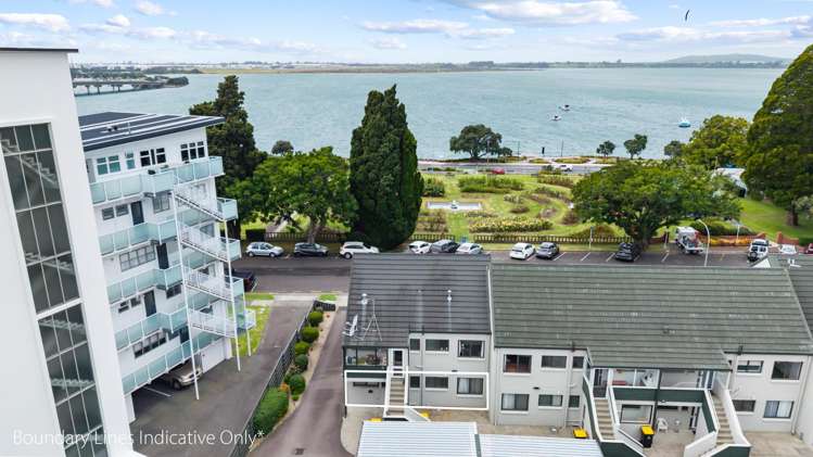 1/18 Cliff Road Tauranga_11