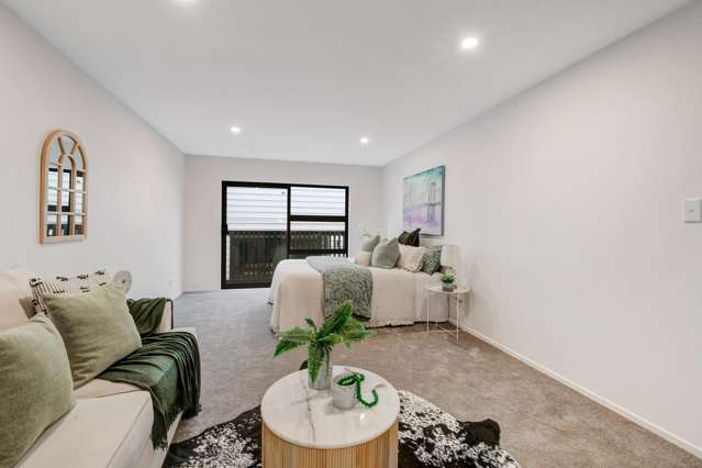 8 Pleasant Way Matakatia_1