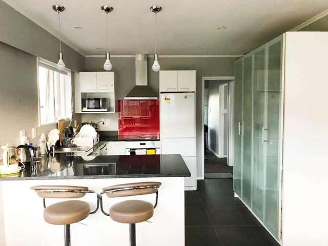 2/5 Landop Terrance Howick_4