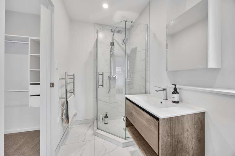 13d Morton Avenue Forrest Hill_19