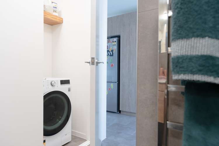 6/63 Tiketike Way Brooklyn_10