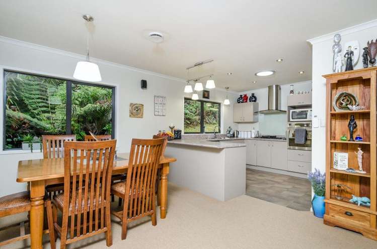 125 Stoney Creek Drive Waitakere_10