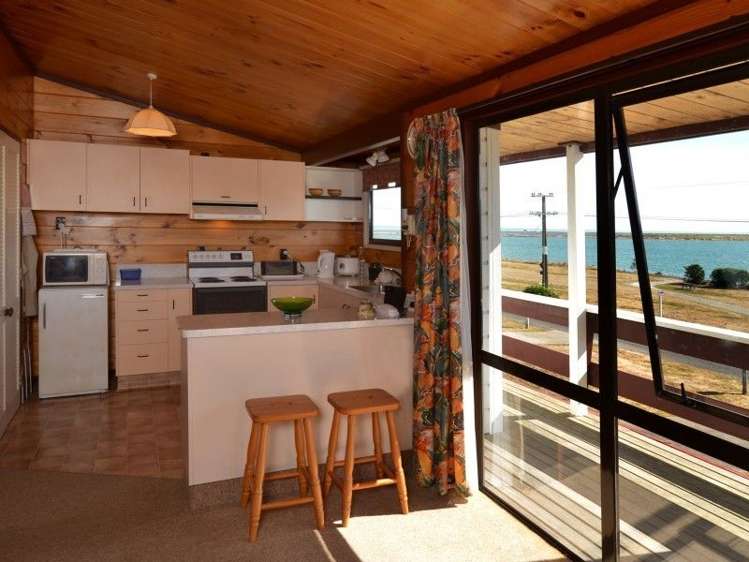 20 Lake Ferry Road Lake Ferry_6