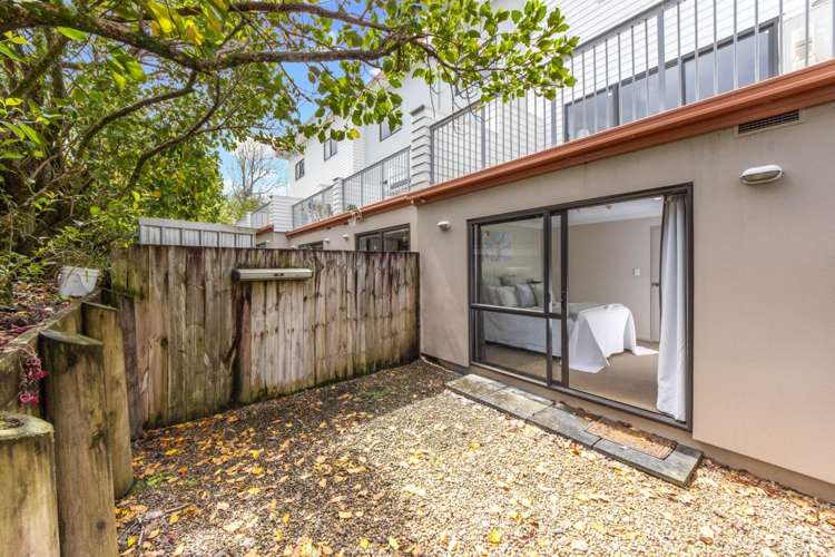 12/46 Carlos Drive Flat Bush_22