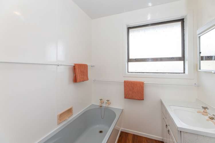 5 Oriana Crescent Hornby_9