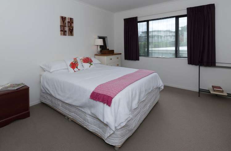 6 Kinmont Rise East Tamaki Heights_17