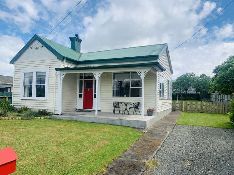 14 Wamphray Street Nightcaps_19