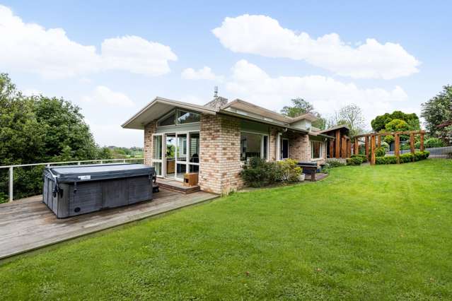 A Rare Sanctuary - Just Minutes from Town