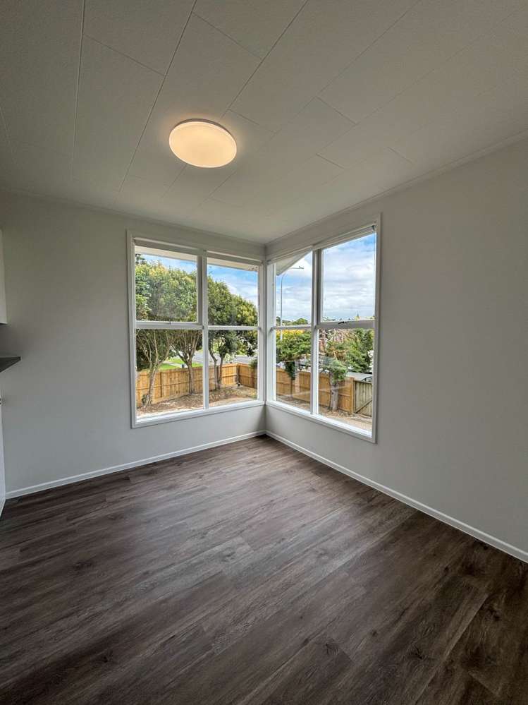 52 Gossamer Drive Pakuranga_2