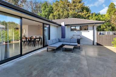 10 Lochiel Place_1