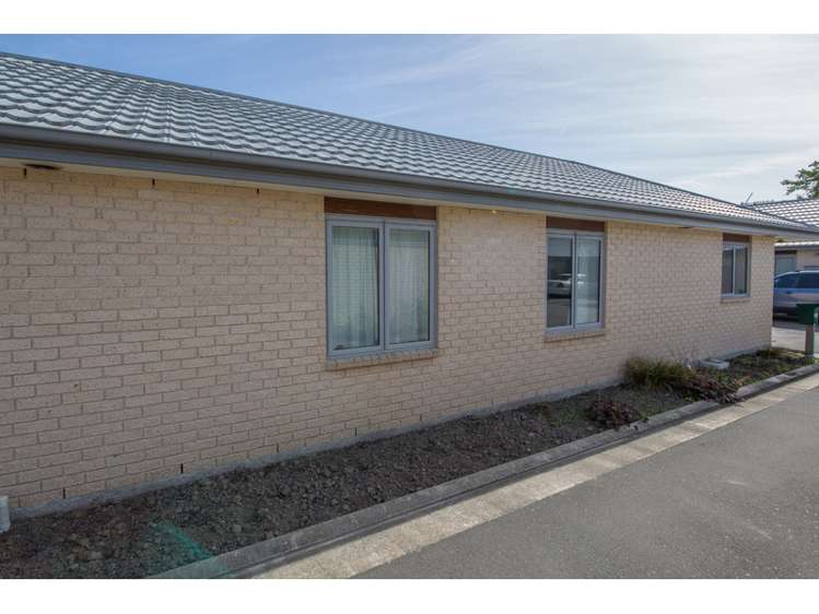 7/10 Collins Street Addington_14