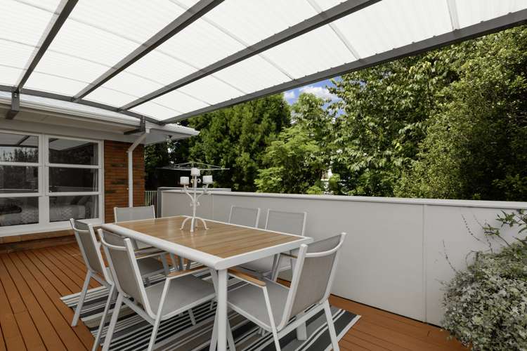 140 Bellevue Road Brookfield_12