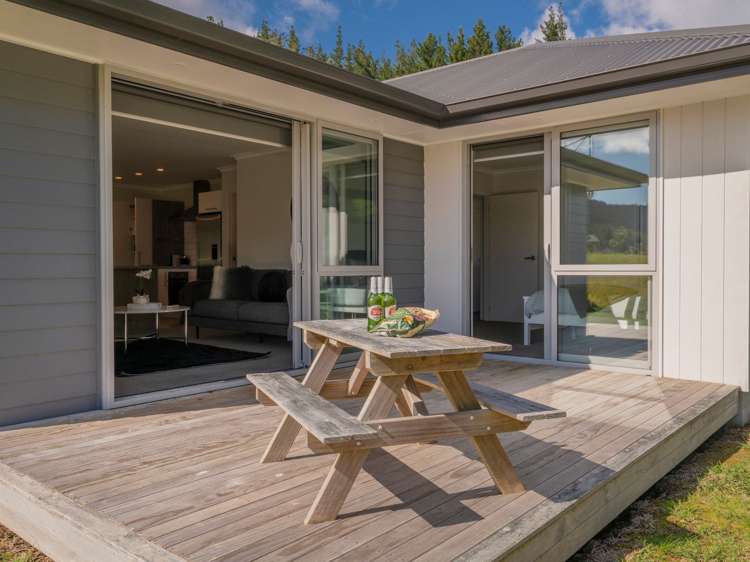 64 Pinehurst Drive Pauanui_3