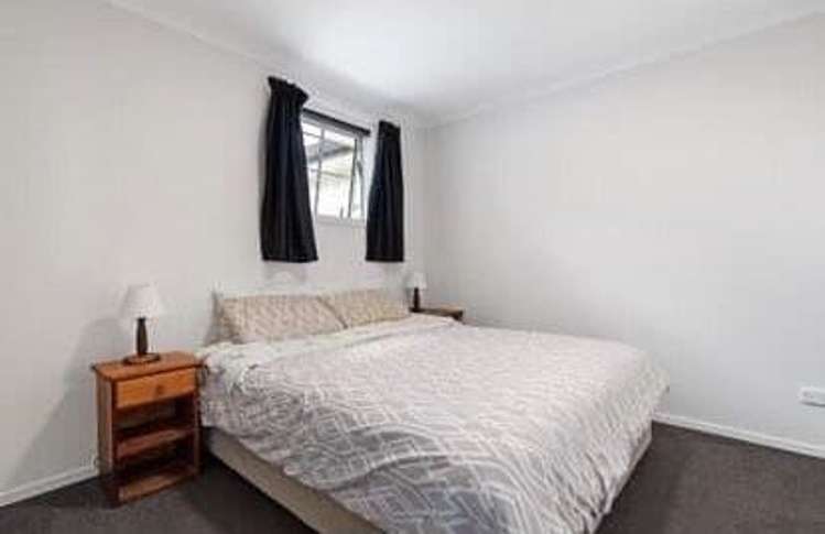 49 Chiefs Court Hamilton East_4