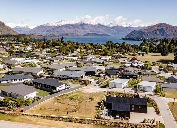 3 Hollywood Rise Wanaka_2