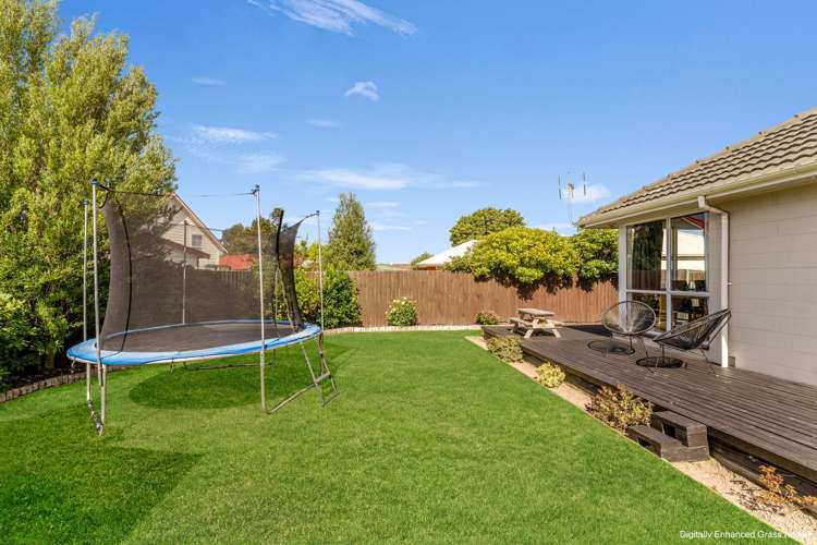 42 Charles Upham Avenue Hillmorton_19