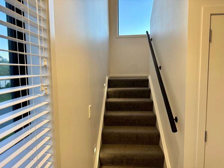73 Cedarwood Street Woodridge_8
