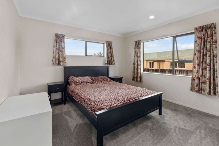 4 Mews Place Forest Lake_11