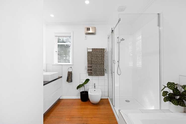 7a Kahikatea Drive Melville_12