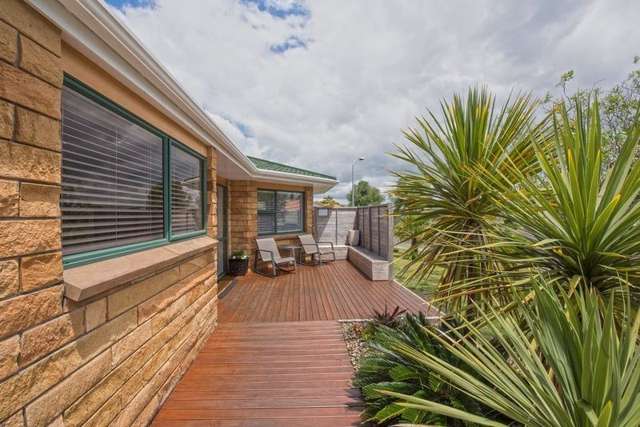 5 Larisa Grove Papamoa_2