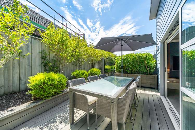 121 Hill Road Belmont_19