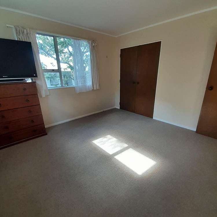 25 Hartford Crescent Totara Park_19