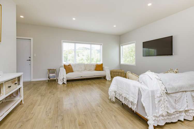 9 Banks Road Kawakawa Bay_13