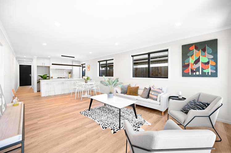 15 Waruhia Crescent Rototuna North_6