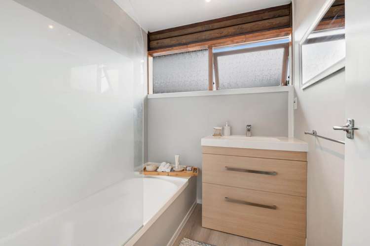 16 Onepu Lane Manly_23