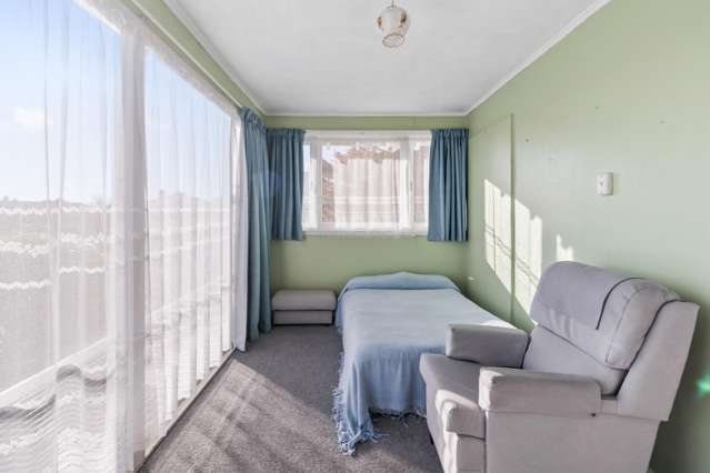 2 Mere Mere Street Seaview_4