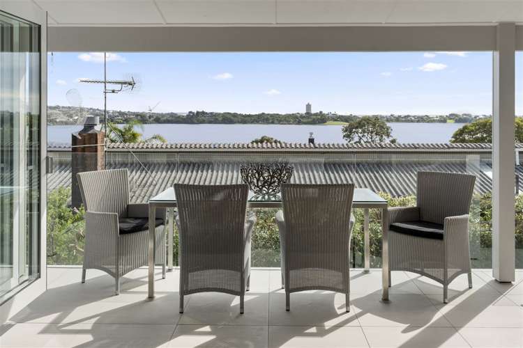 4/29 Lake Pupuke Drive Takapuna_8