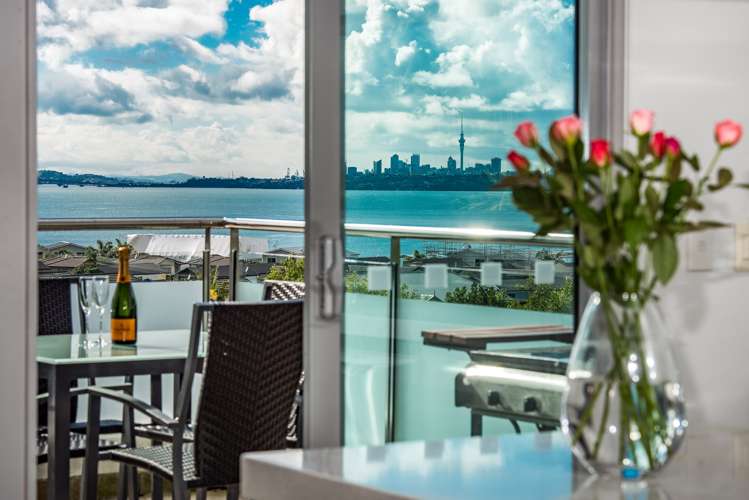 5e/84 Gunner Drive Te Atatu Peninsula_7