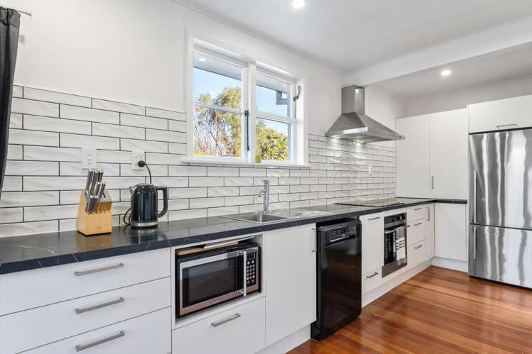 21 Hadfield Crescent College Estate_2