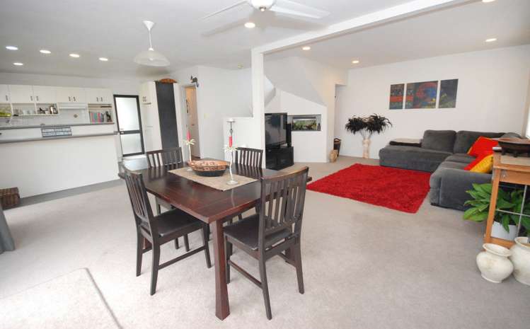 2/182 Queen Street Northcote Point_3