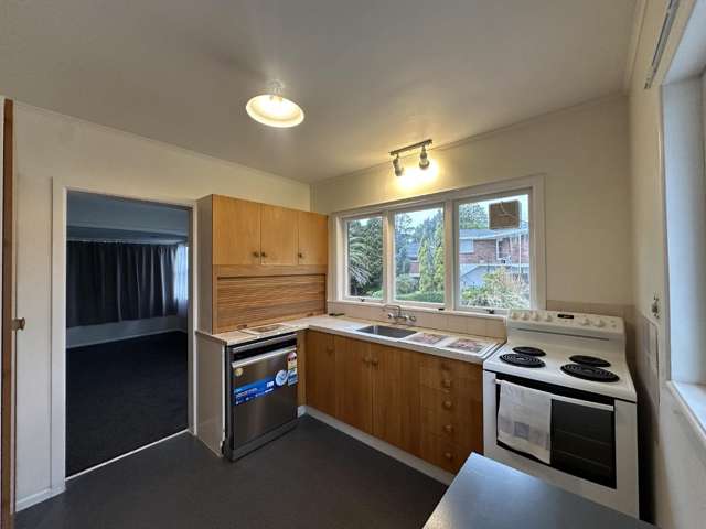 3 Bleakhouse Road 10688_3