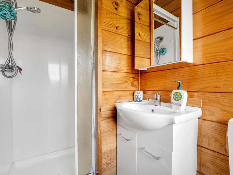 487 Wilson Road South Head Helensville_20