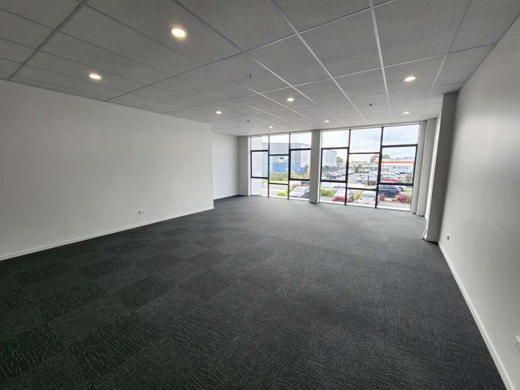 1/29 Clem Newby Te Rapa_6