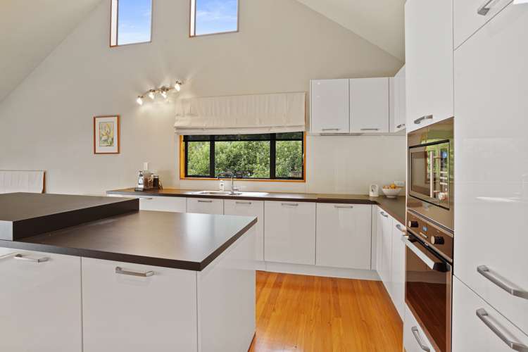 462 Marine Drive Charteris Bay_7