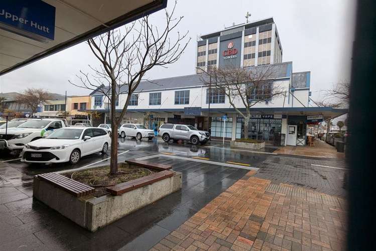 4 Princes  Street/cnr Main Street. Upper Hutt_15