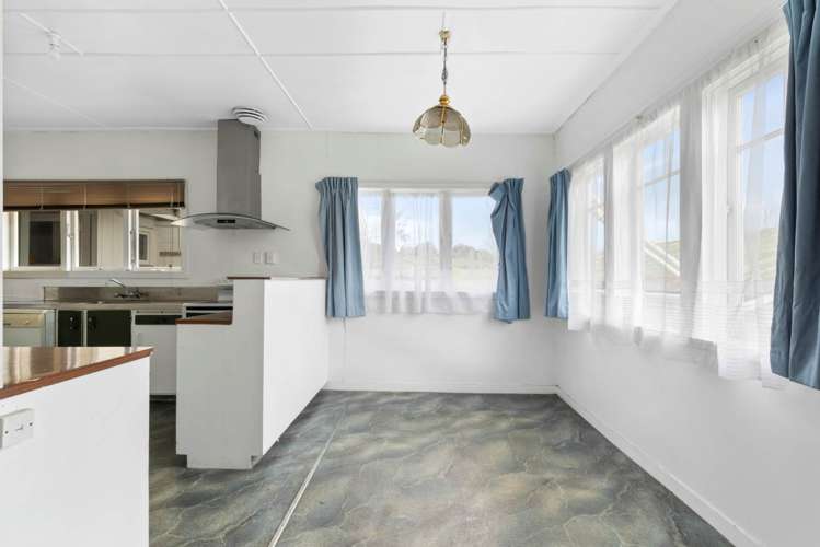 51 Whitford Park Road Whitford_13