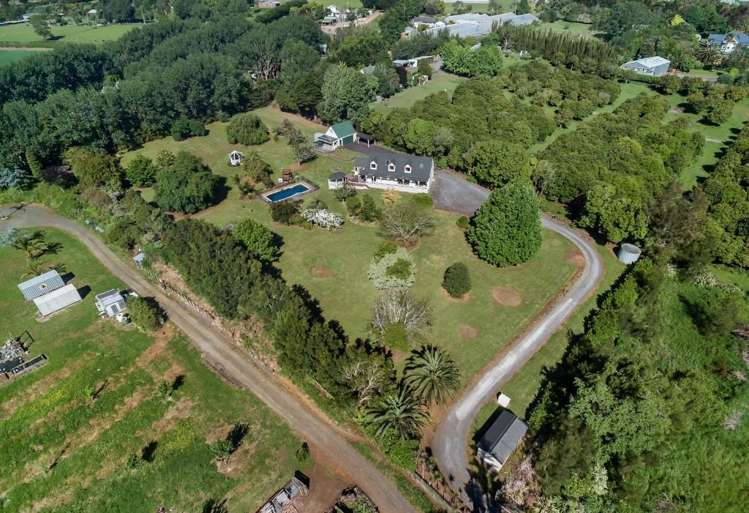 490 Fitzgerald Road Drury_12