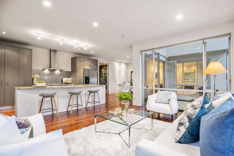 70b Waiatarua Road Remuera_17