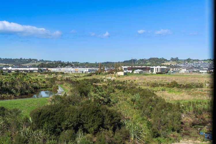 62 Malahide Drive Flat Bush_37